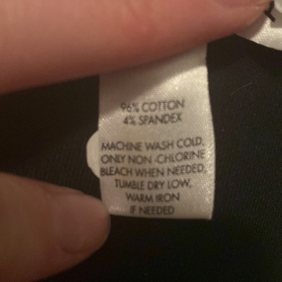 Loft White Capri Pants - Picture 4 of 4